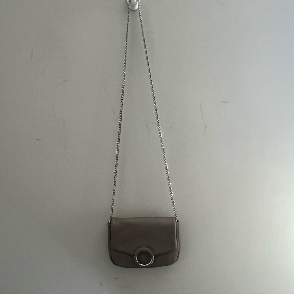 Vince Camuto Elegant Gray Chain Shoulder Bag